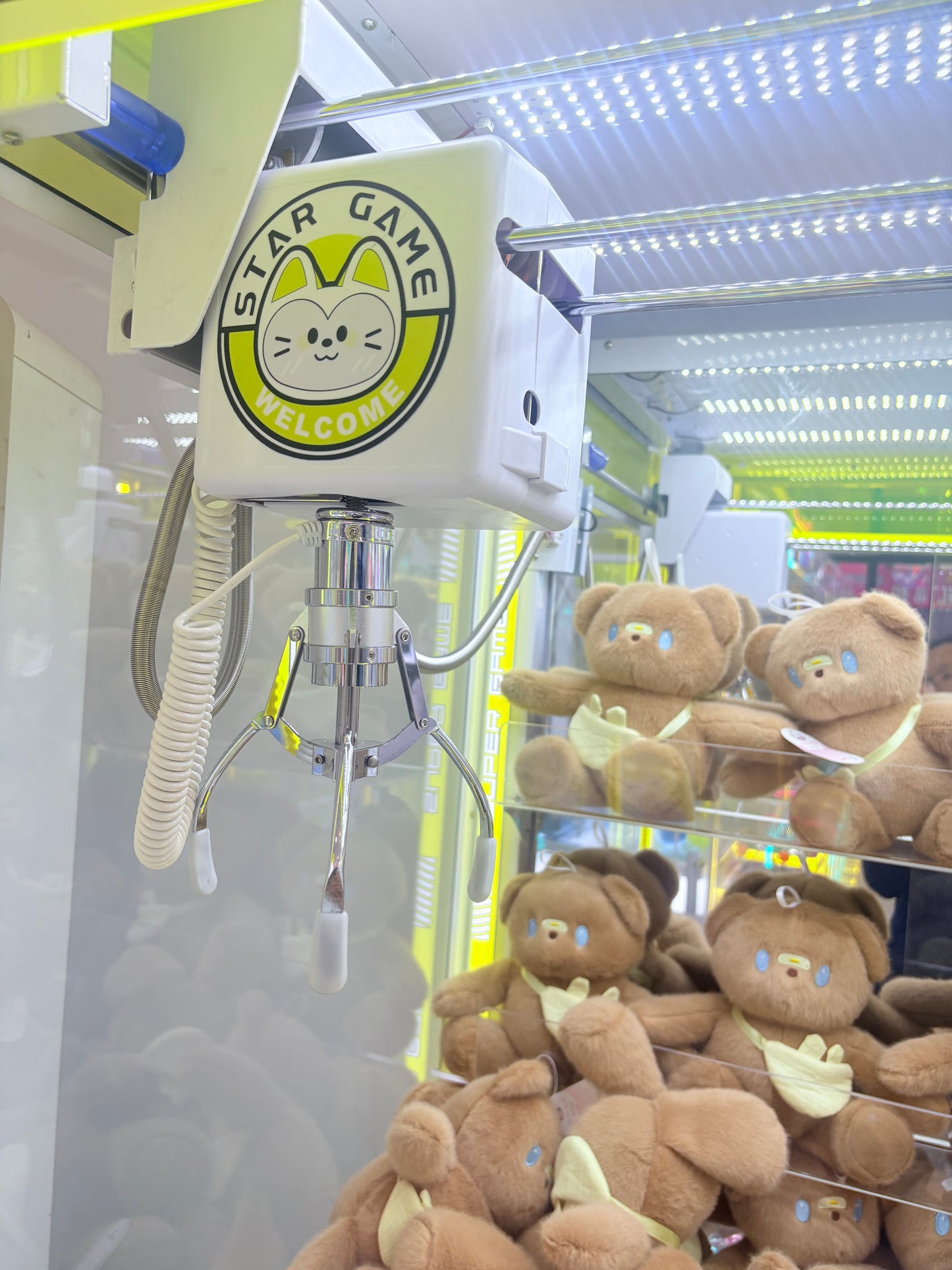 Ultimate 2-Player Jumbo Claw Machine – Super Game I | High-Speed, Self-Healing & Plug-and-Play Arcade Experience